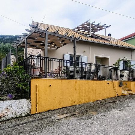 Villa Pilali Loukata  エクステリア 写真